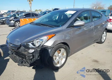 2013 Hyundai Elantra Gls z USA, uszkodzony, nr VIN KMHDH4AE6DU726385
